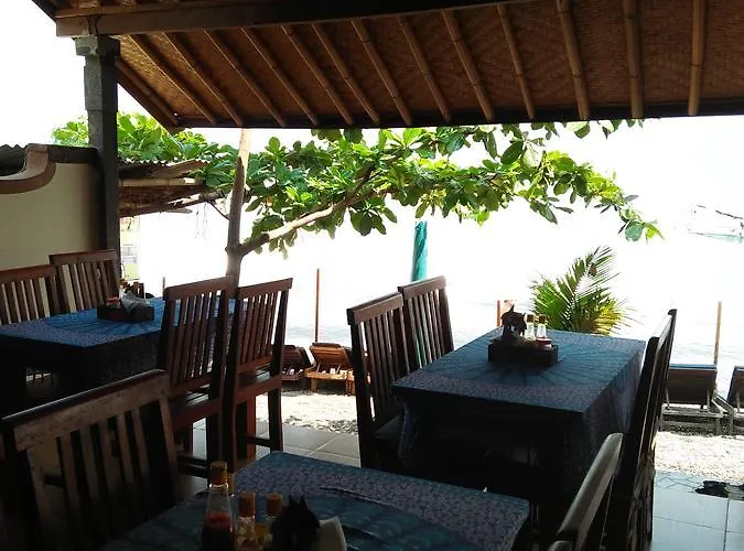 Warung Win Beach And Homestay バリ島